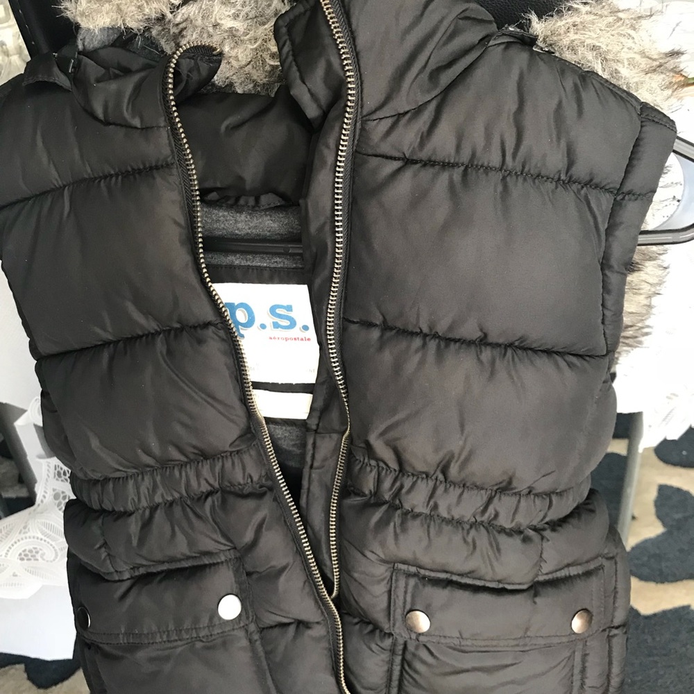 Hooded puffer vest
